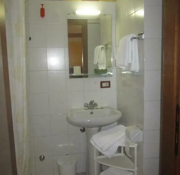 スタンダードシングルルーム, Albergo Trattoria Fioravante