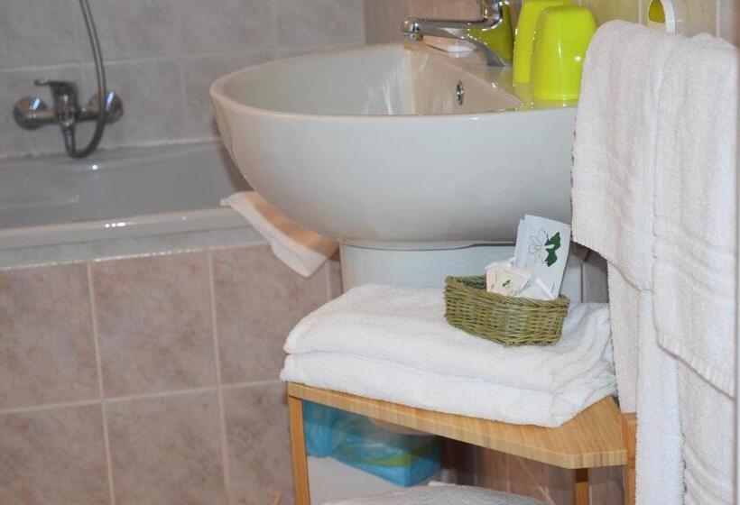 Апартаменты 1 Спальня Вид на Сад, Albergo Trattoria Fioravante