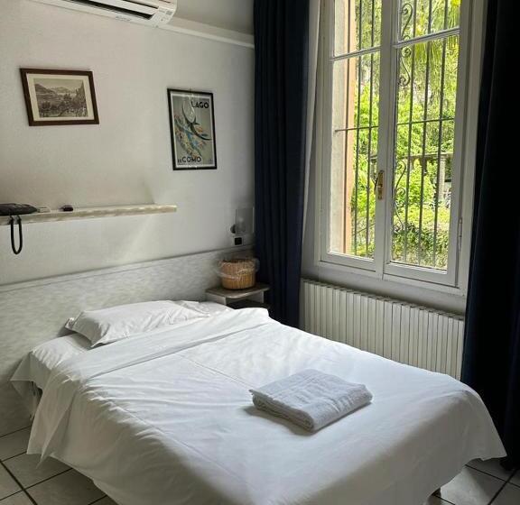 スタンダードシングルルーム, Briisa De Ness