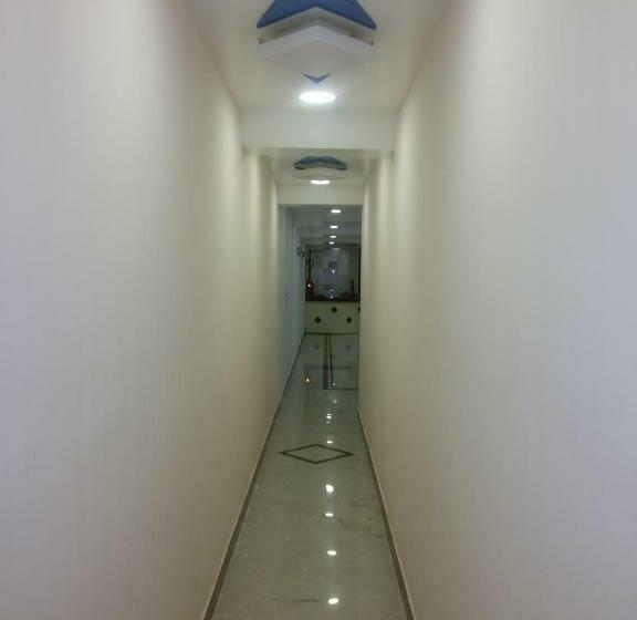 シングルデラックスルーム, Nambi