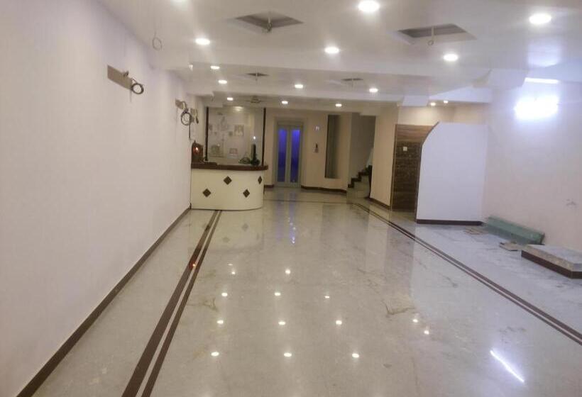 デラックスルーム, Nambi