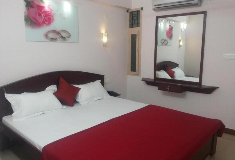 スタンダードルーム, Nambi