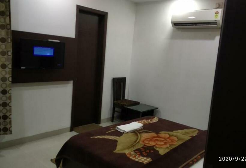 Quarto Deluxe, Popular