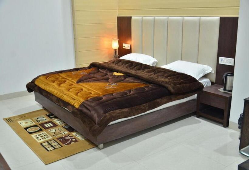 Quarto Familiar, Popular