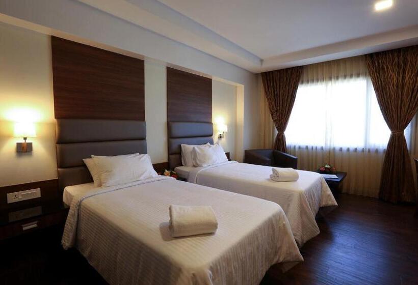 Chambre Executive, Fressotel Seetharam