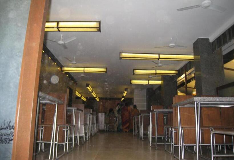 Suite, Fressotel Seetharam