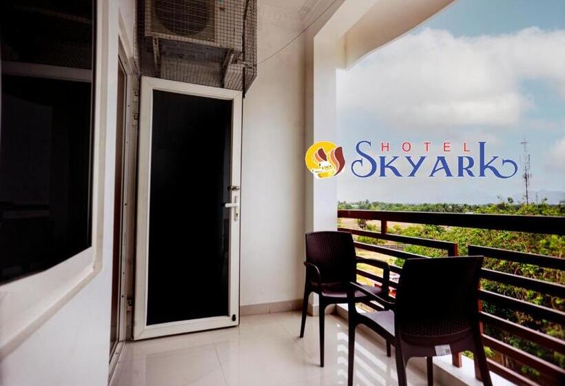 带阳台的豪华间, Skyark