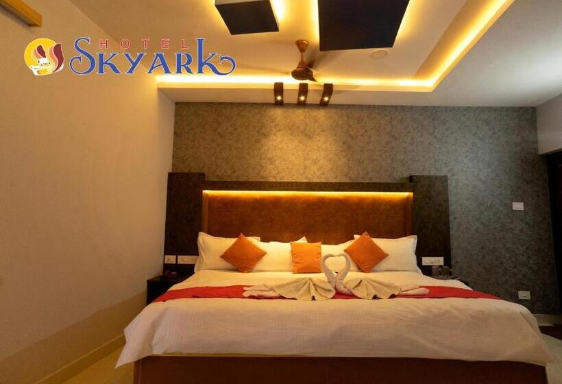 豪华三人间, Skyark