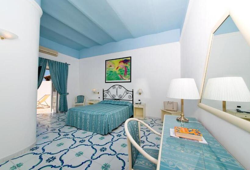 Camera Familiare Vista Mare, Villa Bianca