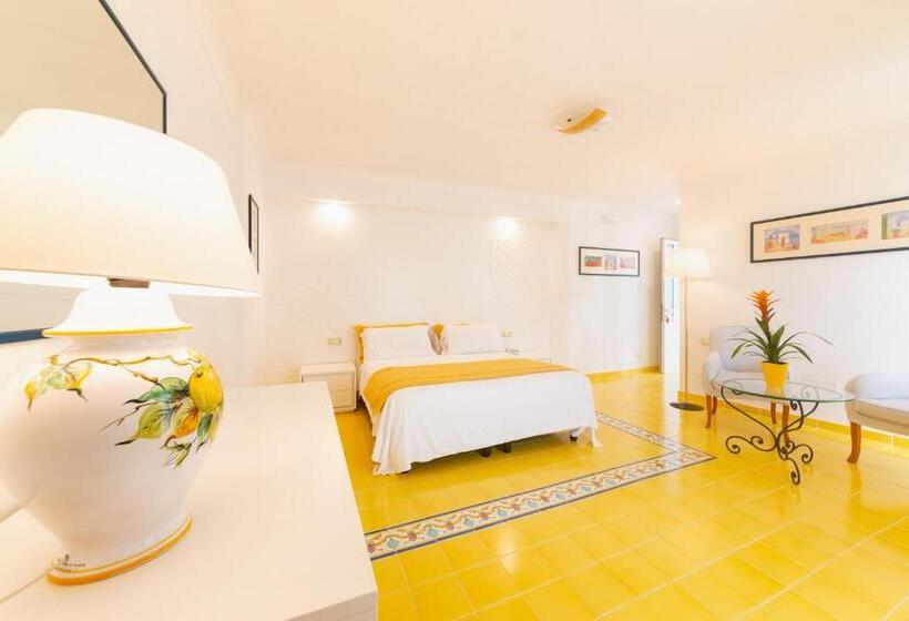 Junior Suite Vista Mare, Villa Bianca