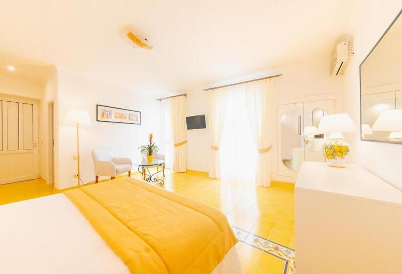 Полулюкс Вид на Море, Villa Bianca