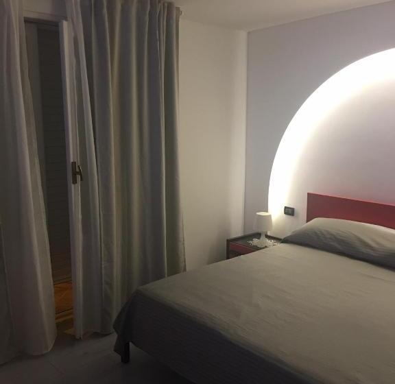 اتاق لوکس چهار تخته, B&b Fiori Di Lava