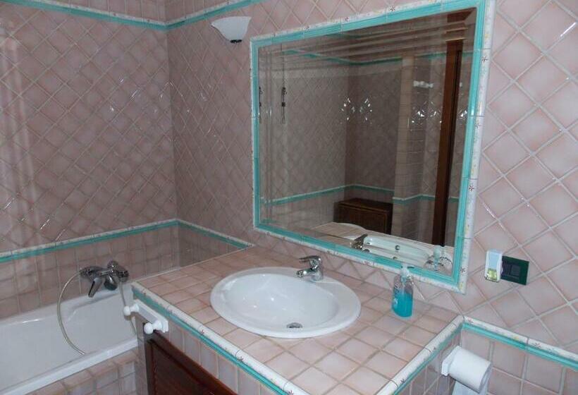 غرفة قياسية, B&b I Tre Nuraghi