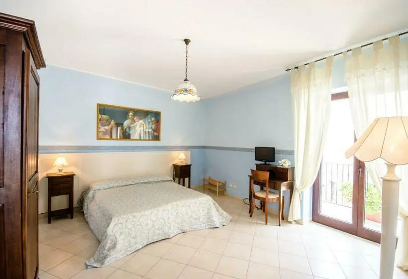 3-Bett-Standardzimmer, B&b Iris