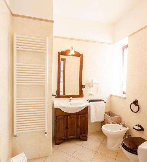 Четырехместный Номер Стандарт, B&b Iris