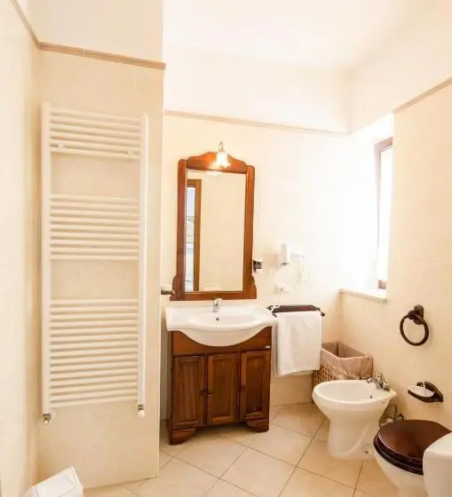 4 Bett Standardzimmer, B&b Iris