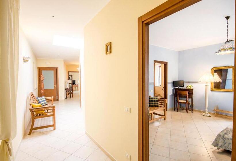 Четырехместный Номер Стандарт, B&b Iris