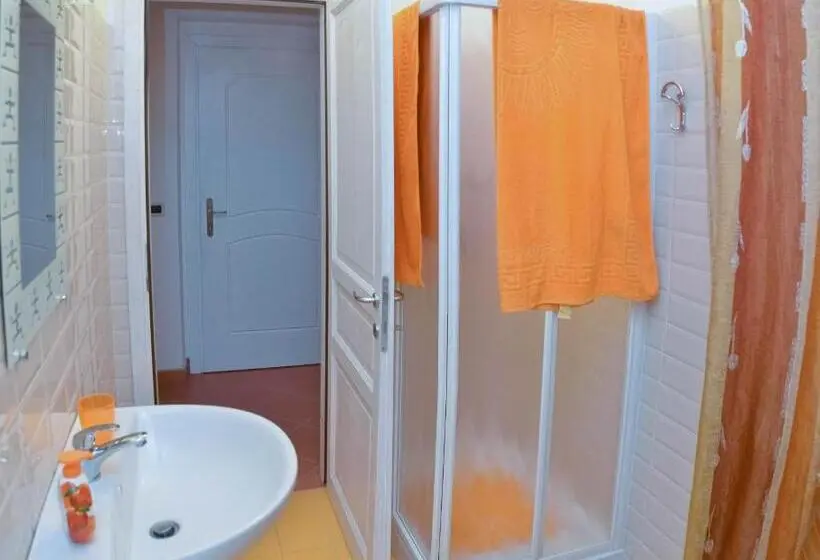 آپارتمان 1 خوابه همکف, B&b Sans égal, Con Camere Private E Appartamenti Al Piano Terra A Biella