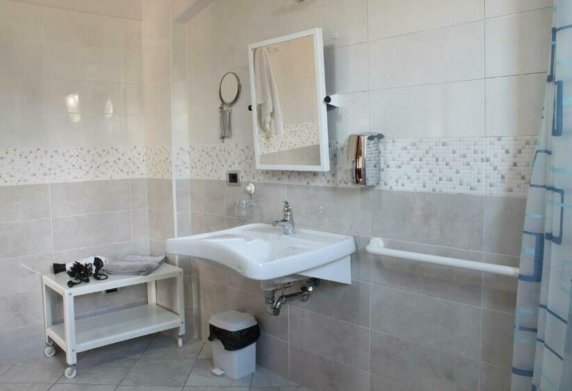 اتاق استاندارد, B&b Vesuvio Smiling