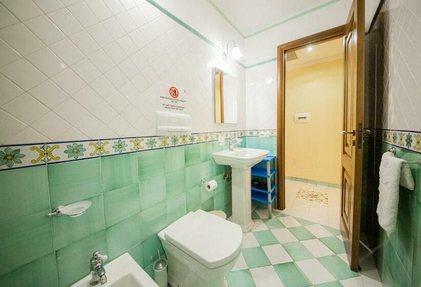 חדר סטנדרט נוף לים, B&b Villa Maristella