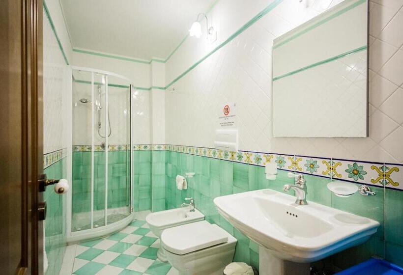 חדר סטנדרט נוף להרים, B&b Villa Maristella