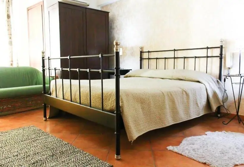キングサイズベッドのデラックスルーム, Bed And Breakfast Agrumi In Terrazza