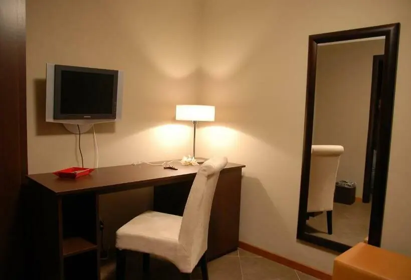 Basic-huone, Suite&b