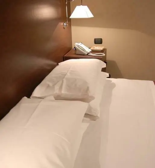 Basic-huone, Suite&b