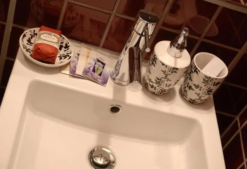 Deluxe-huone, Suite&b