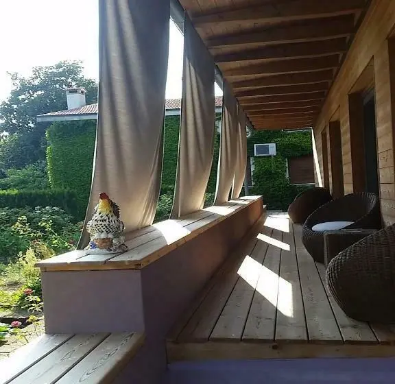 Standard-huone Puutarhanäkymä, Villa Bedin