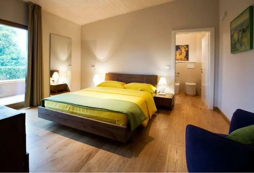 Standard-huone Puutarhanäkymä, Villa Bedin