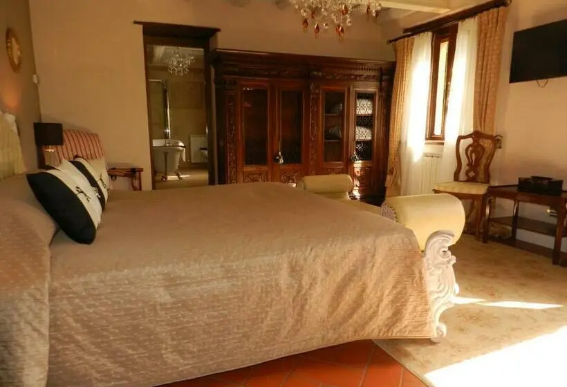 キングサイズベッドのデラックスルーム, Villa Bertagni