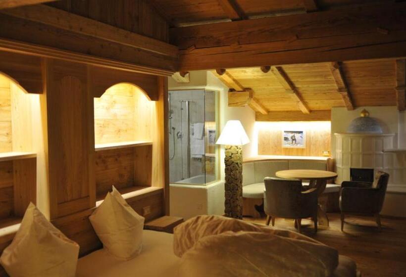 디럭스 스위트, Dorfhotel Beludei