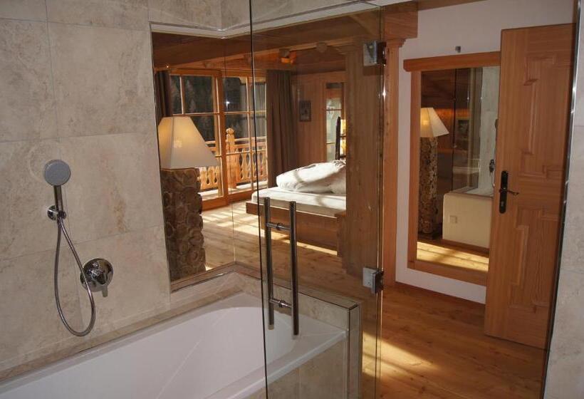 디럭스 스위트, Dorfhotel Beludei