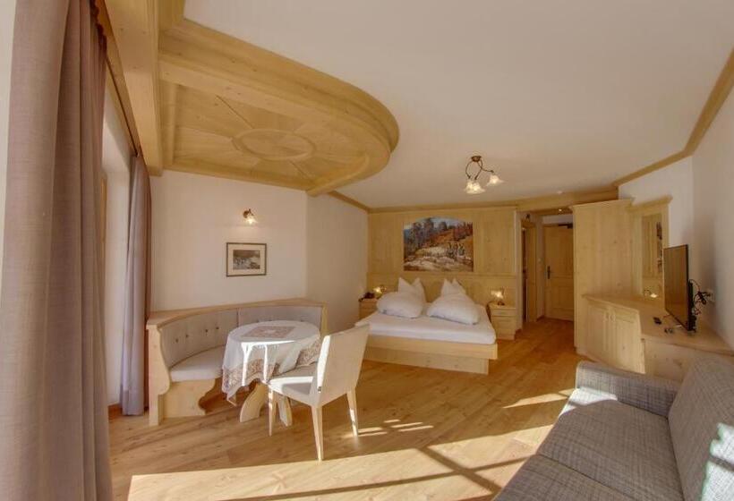 스탠다드 발코니 룸, Dorfhotel Beludei