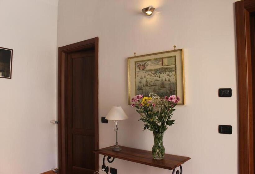 Апартаменты 2 Спальни, Castello Di Casapozzano