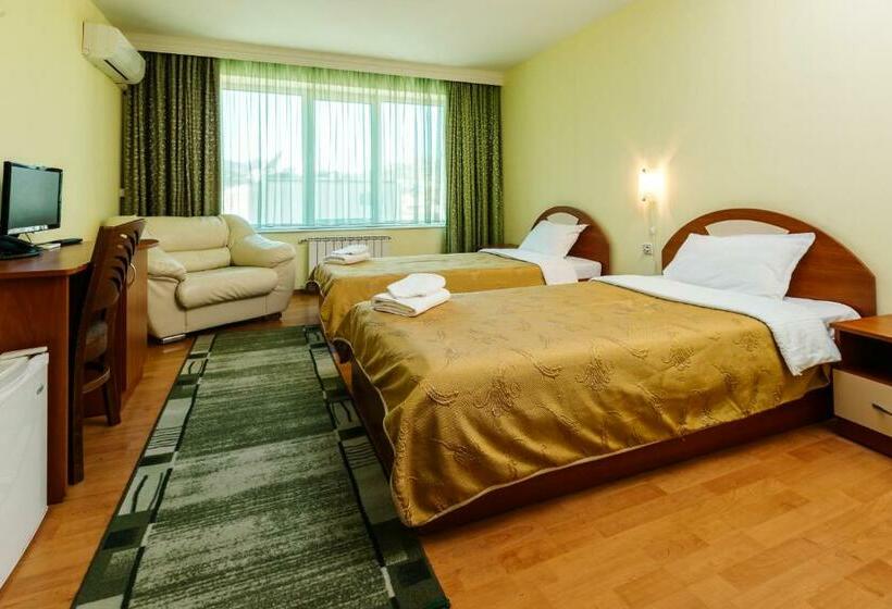 スタンダードルーム, Kristal