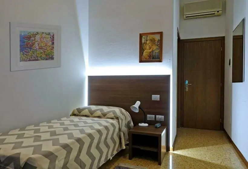 Standard Yhden Hengen Huone, Locanda Al Santuario