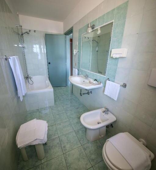 Номер Стандарт Трехместный, Murano