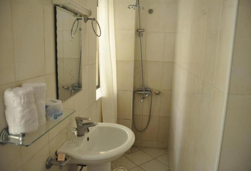 اتاق لوکس یک تخته, Rich