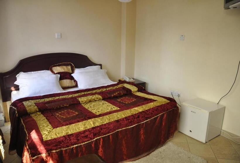 سوییت لوکس, Rich