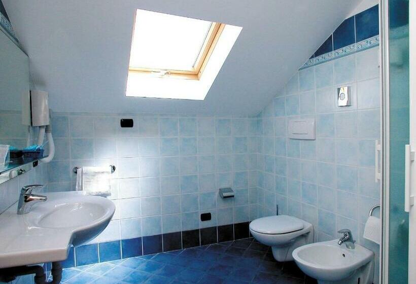 Номер Стандарт, Riviera