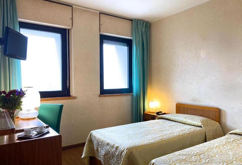 スタンダード4人部屋, Ristorante Sasso