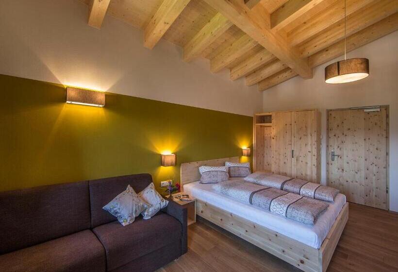 חדר סטנדרט עם מרפסת, Naturhotel Edelweiss