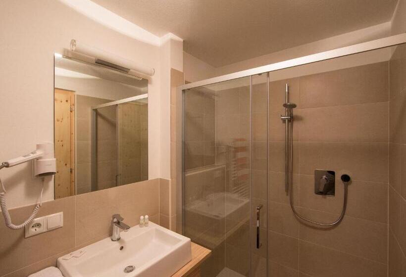 Семейный Номер, Naturhotel Edelweiss