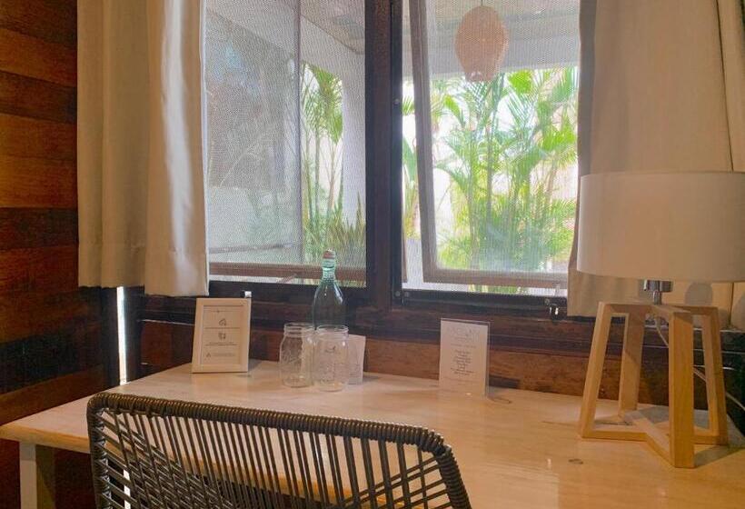 스탠다드 룸 킹사이즈 침대, Perro Surfero Todos Santos