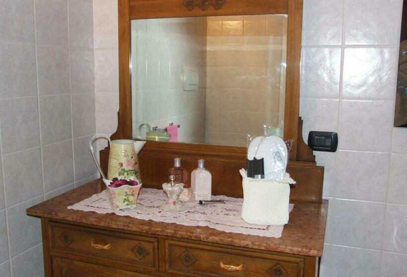 חדר דלוקס, B&b Simona