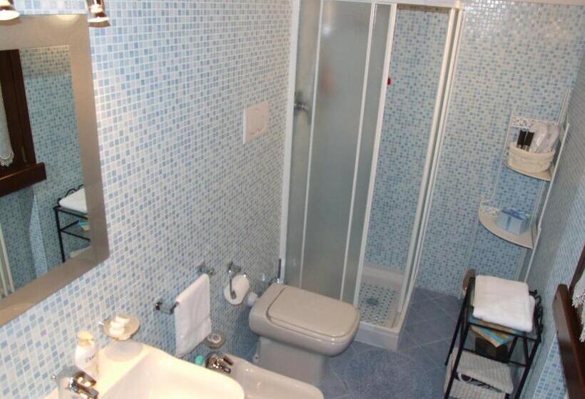 חדר סטנדרט לארבעה, B&b Simona