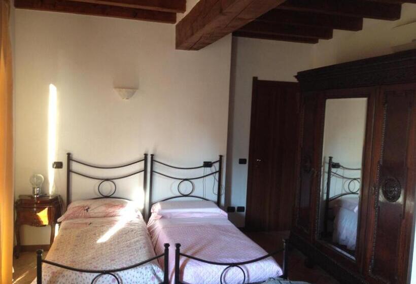 Четырехместный Номер Стандарт, B&b Simona
