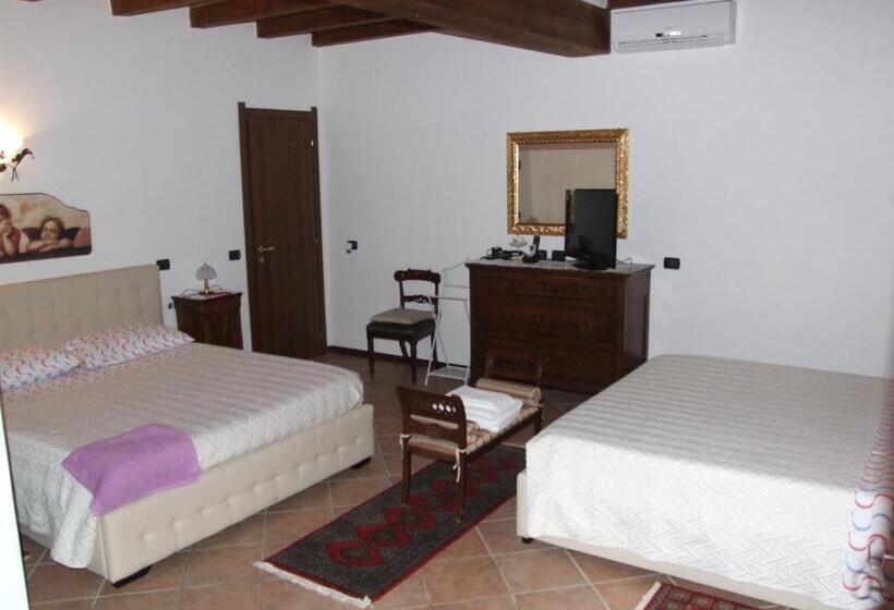 חדר דלוקס לארבעה, B&b Simona